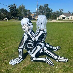 6.5 FT Cuddling Couple Halloween Blow Up Inflatable Decoration with LED Light
